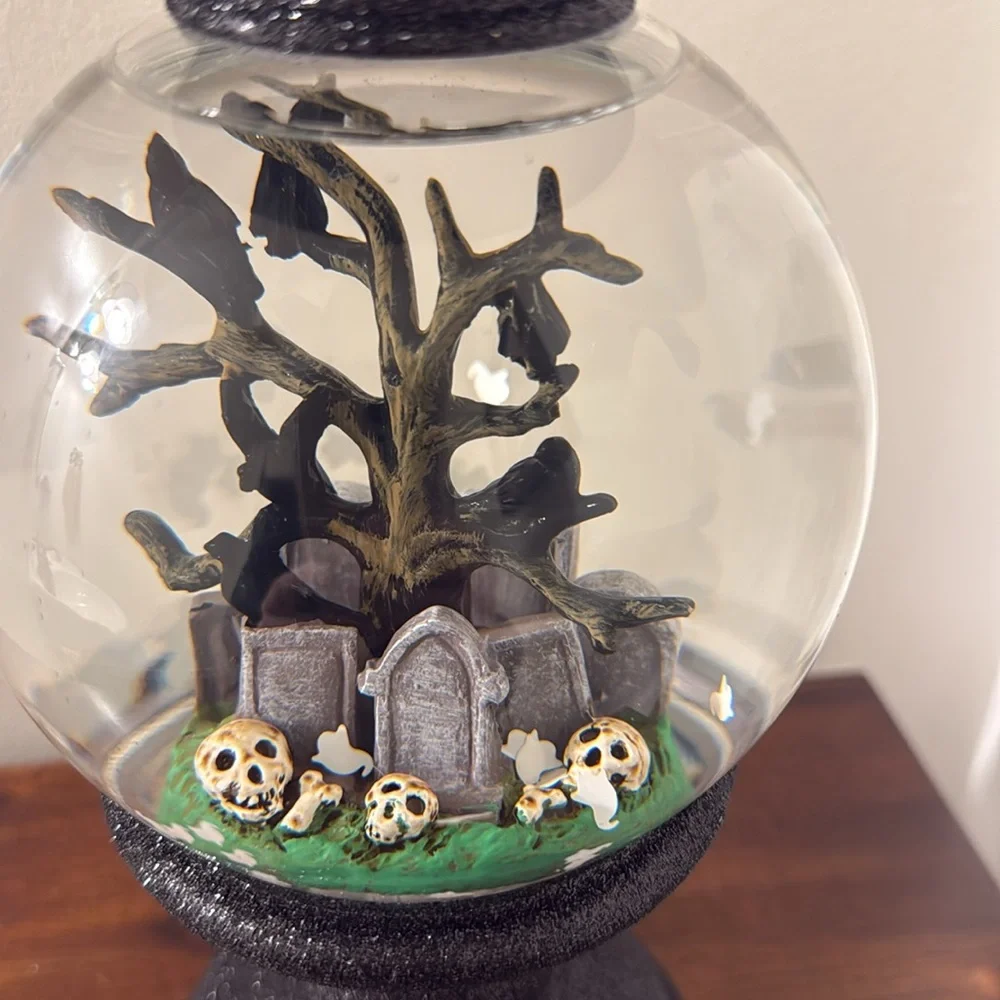 Bath & Body Works Halloween Cemetery Pedestal Lighted Water Globe Candle Holder